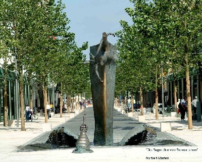Skulpturenbrunnen in der Innenstadt von Bremerhaven von Norbert Marten, Bildhauer in Westerstede bei Oldenburg
